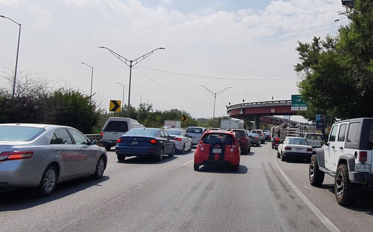 Regios sin camiones ni metro, ¿ahora les quitan las apps?